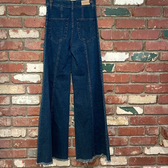 Show Me Your Mumu Slim Retro '70s High Waist Farrah Flare Trouser Downpour New - Picture 7 of 8